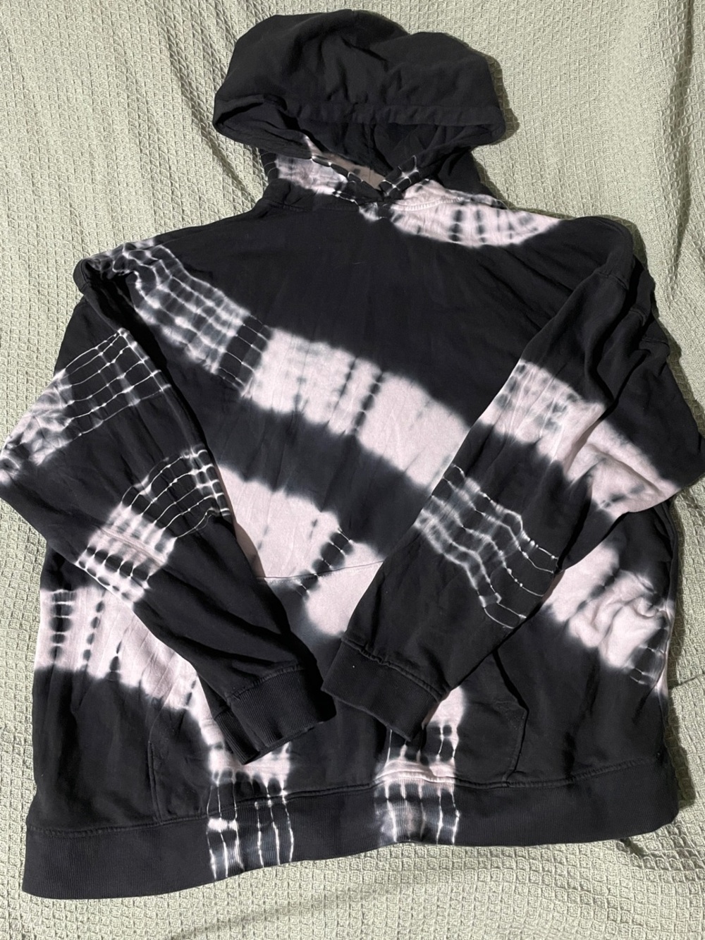 No Boundaries Black & White Tie-Dye Hoodie - Men